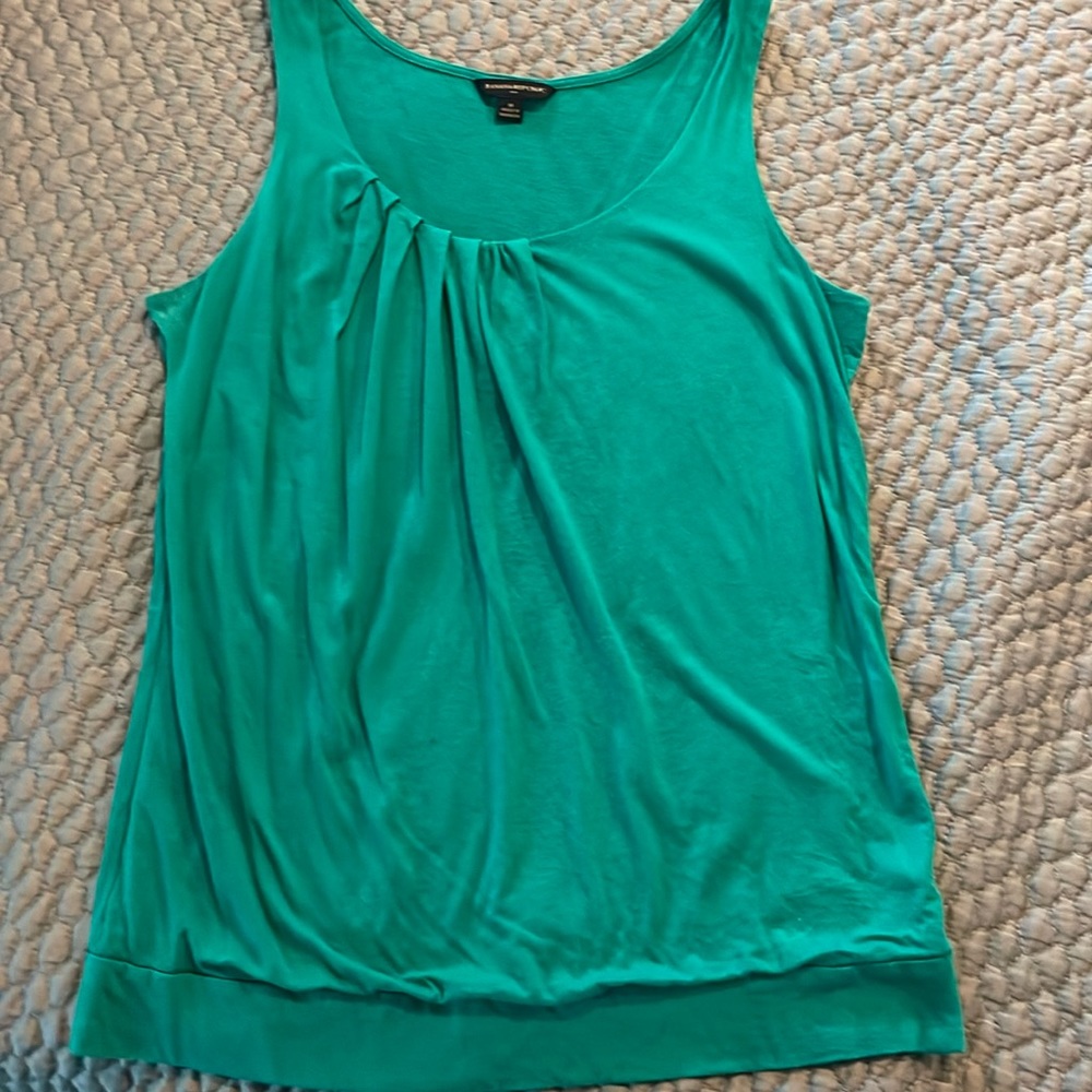 Banana Republic green tank top